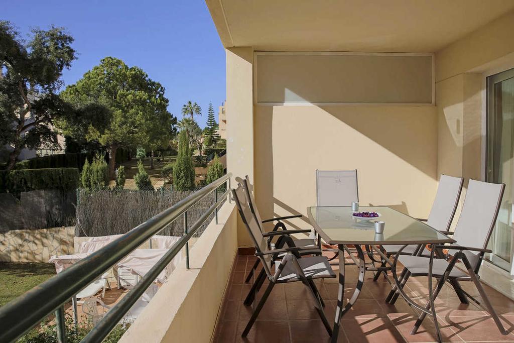 Apartment Aguila Real Sitio de Calahonda Ruang foto